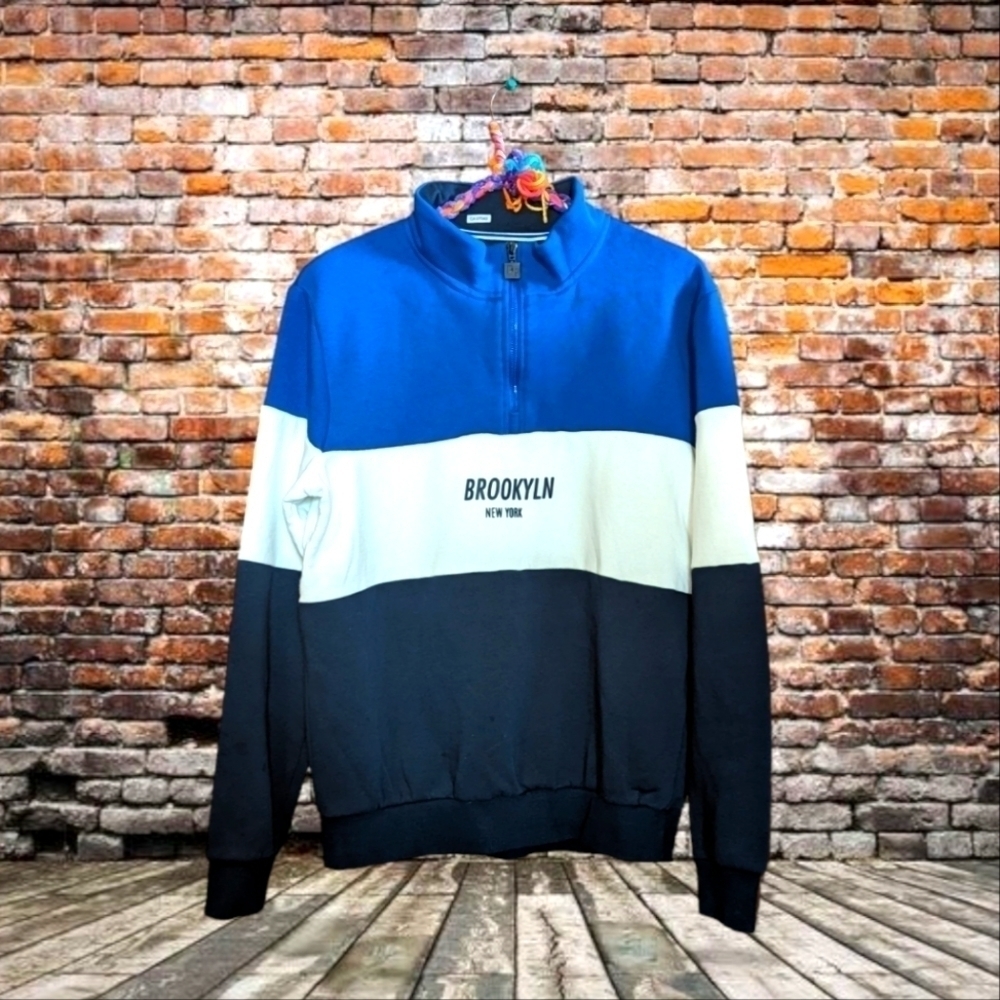 DENIM & Flower - 1/4 Zip Brooklyn New York Sweater